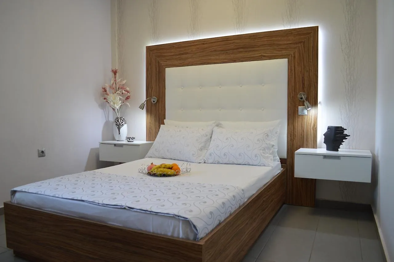 Aqua Luxury Villas Nea Poteidaia